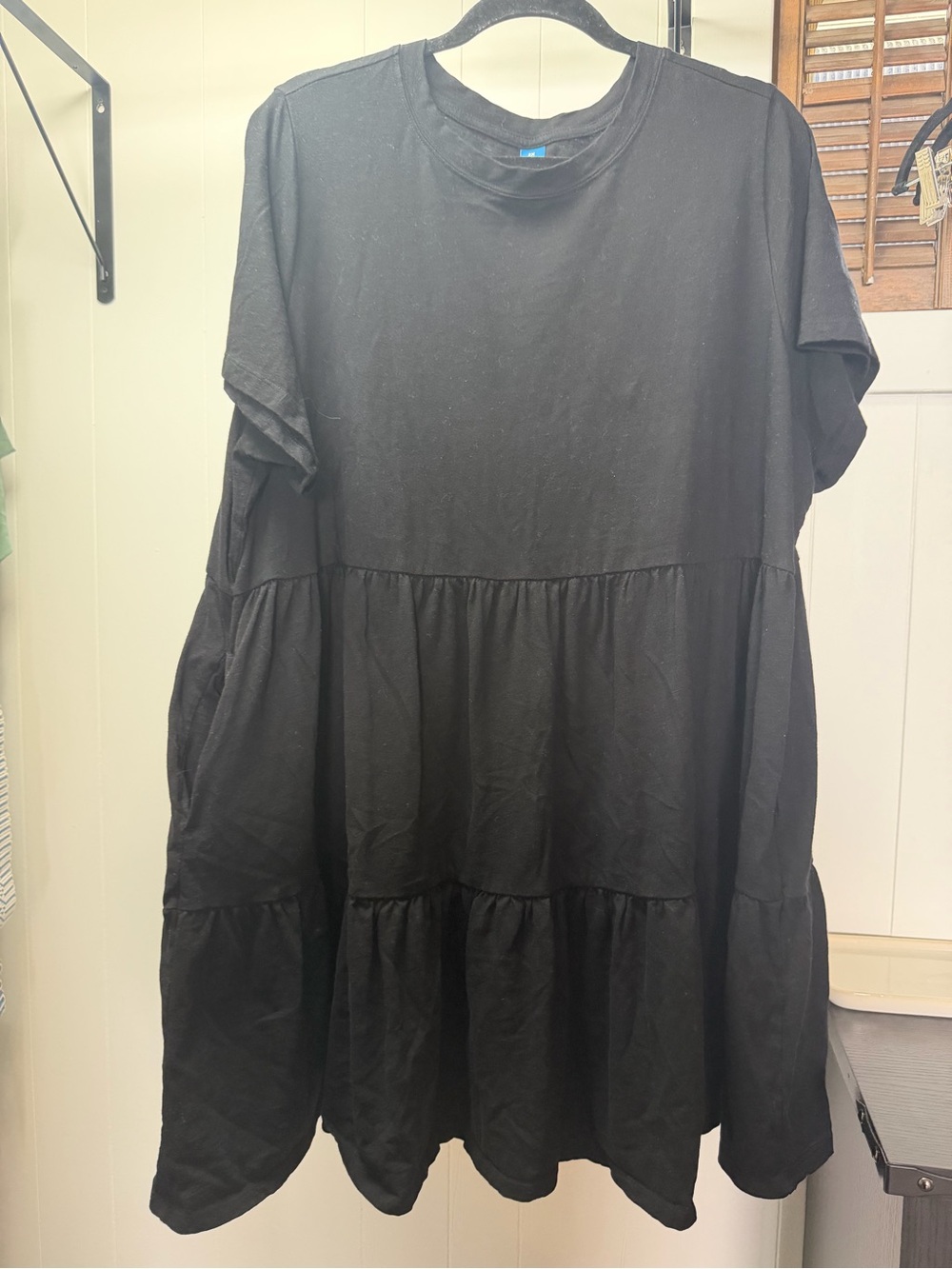 Old Navy Black Tiered Short Sleeve Dress